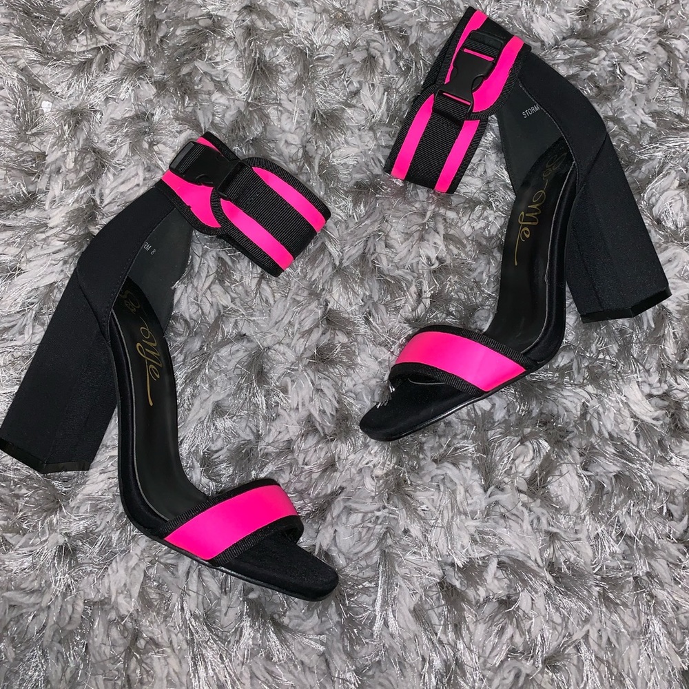 ❌SOLD❌ Pink And Black Block Heels